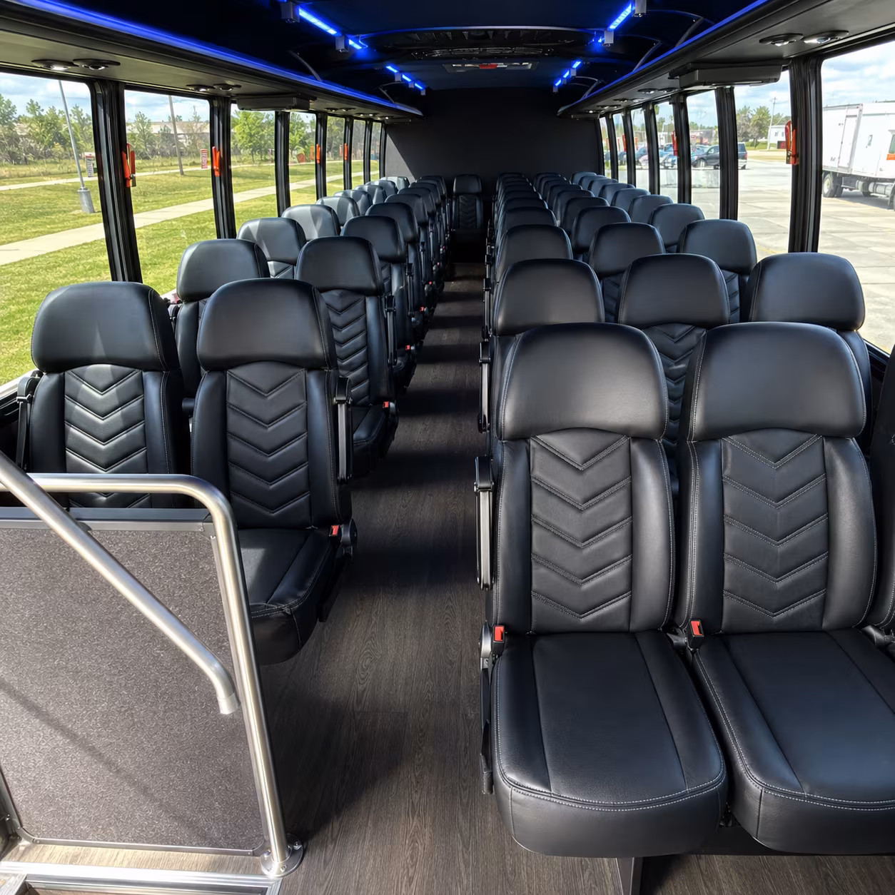 charlotte corporate shuttle bus rentals