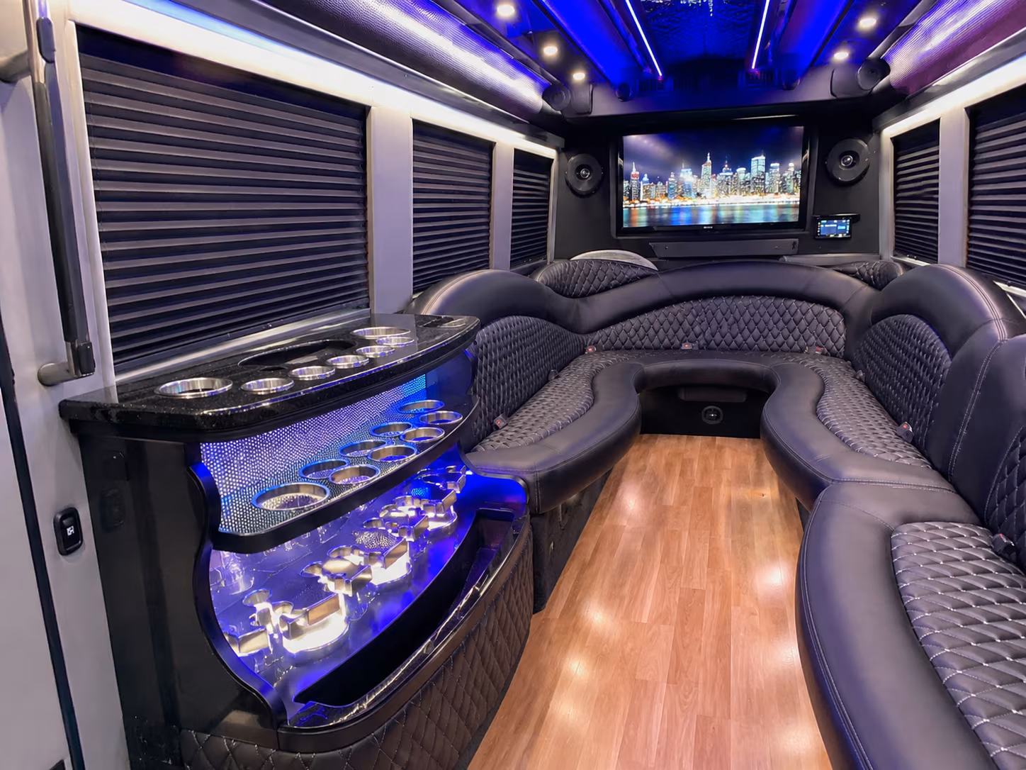 fayetteville huntersville charter buses