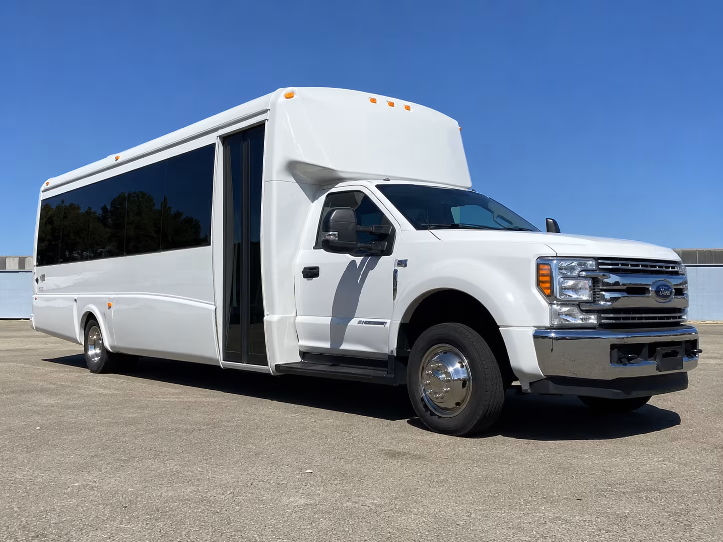 gastonia comfortable charter buses for government military personnel
