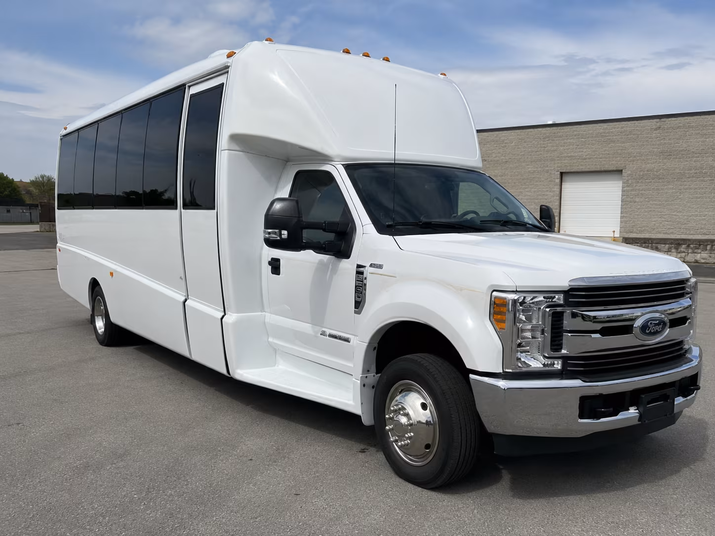 gastonia employee charter buses for small teams and large workforces