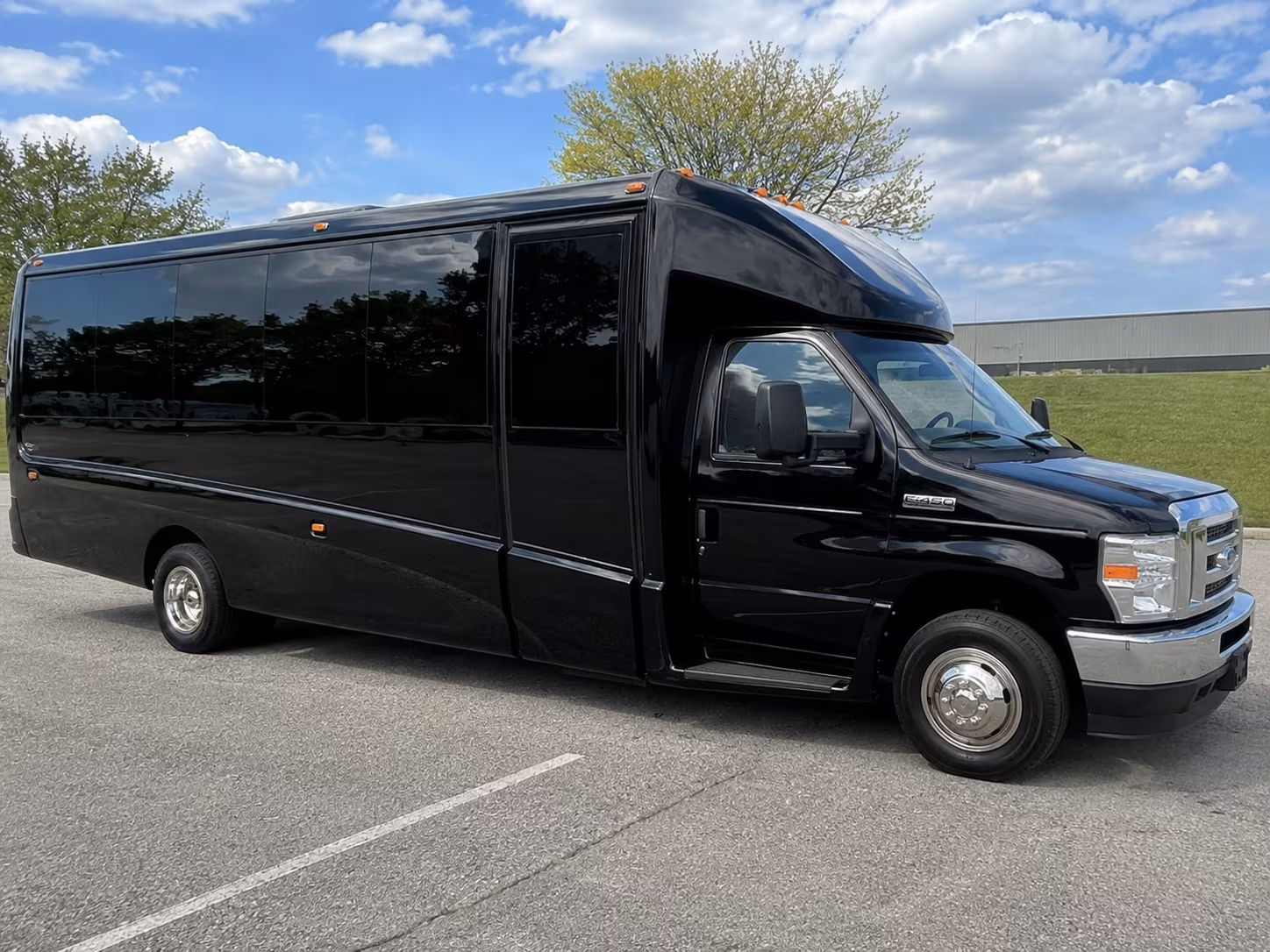 get ready for a charlotte checkers or davidson wildcats game with easy group transportation