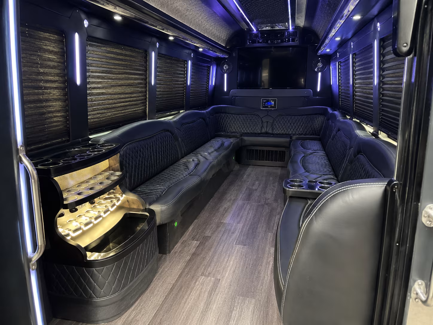 huntersville concert party bus rental