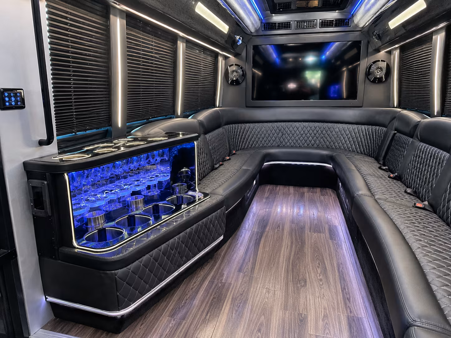 huntersville corporate party bus rental