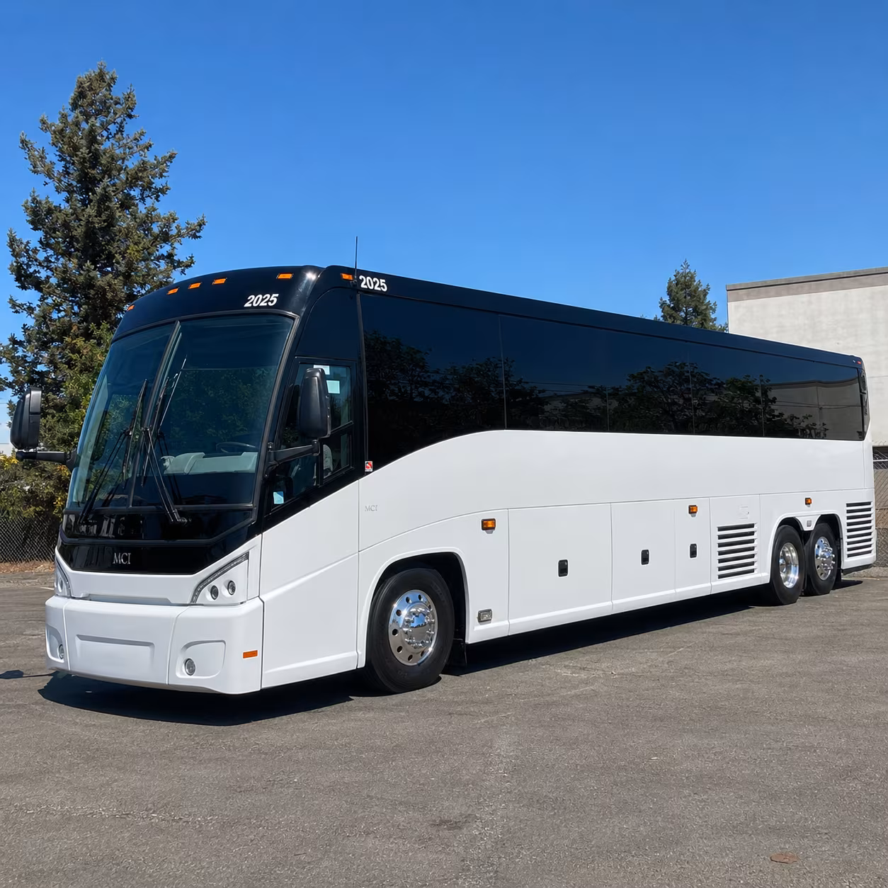huntersvillecharterbuscompany com helps you move corporate groups from huntersville to clt without the hassle